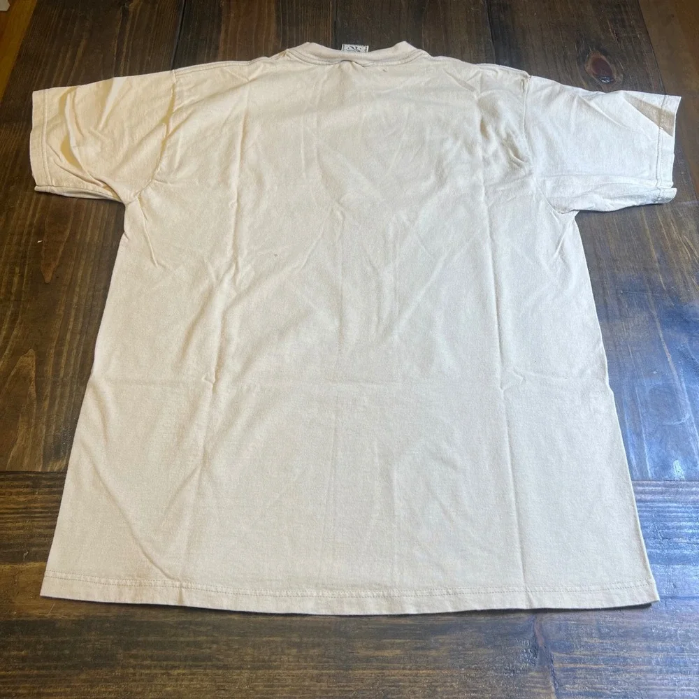 Vintage EMI Montana Native American Warrior Graphic T-Shirt Tan Mens XL USA - Picture 7 of 7